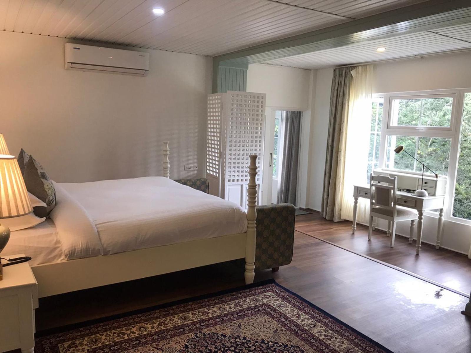 The Heritage Club - Tripura Castle Hotel And Spa シロン エクステリア 写真
