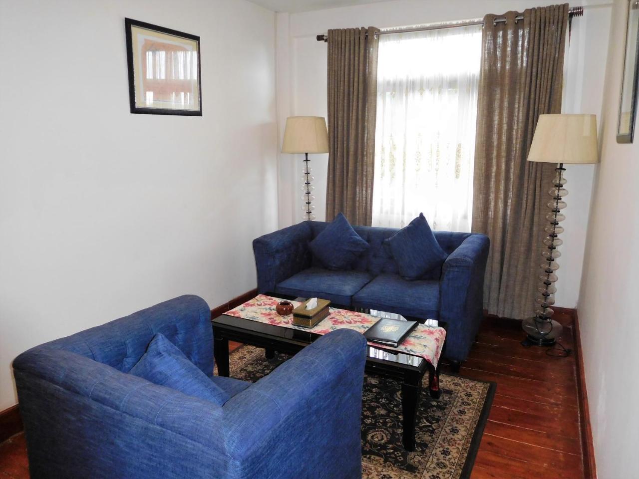 The Heritage Club - Tripura Castle Hotel And Spa シロン エクステリア 写真